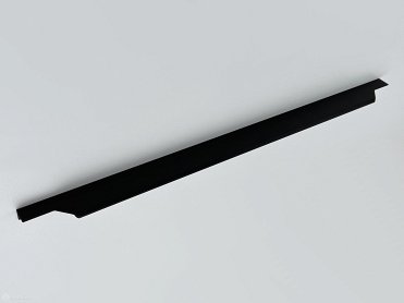 3204 торцевая мебельная ручка для фасадов 600 мм черный матовый